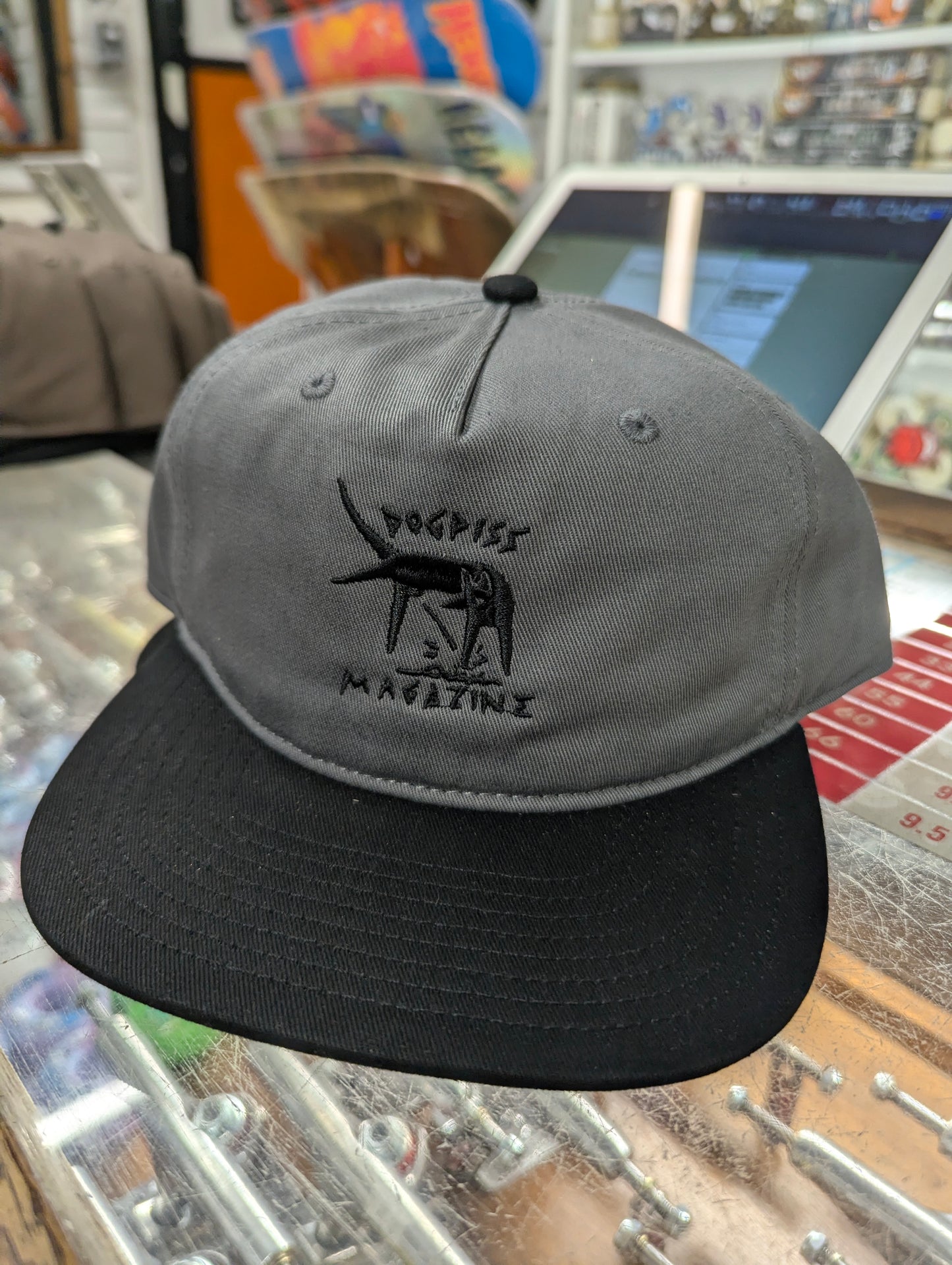 Dogpiss Magazine Delta Mojo Snapback Cap Grey / Black