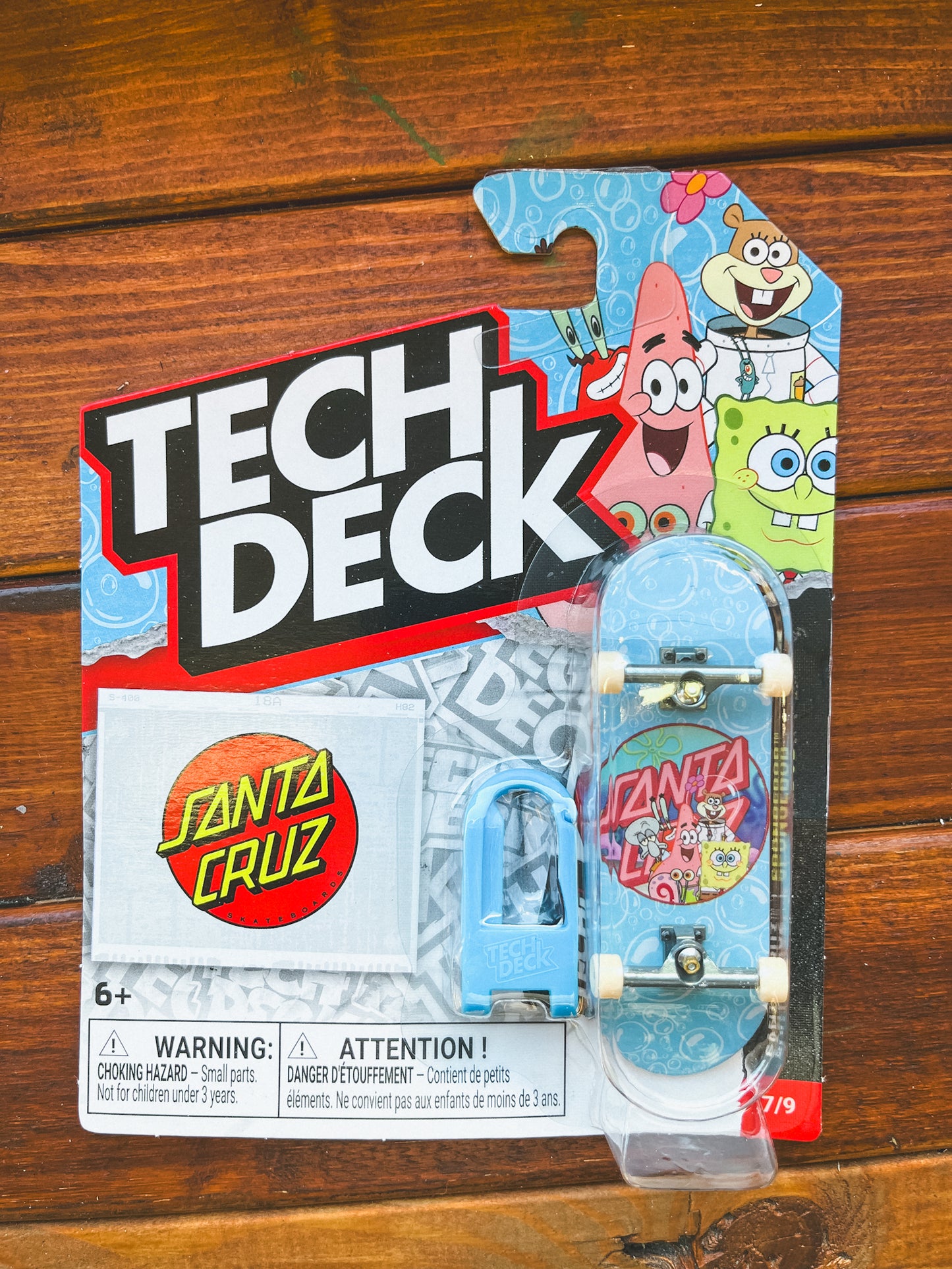 Tech Deck 96mm Fingerboard (M52) Santa Cruz / Spongebob 7/9