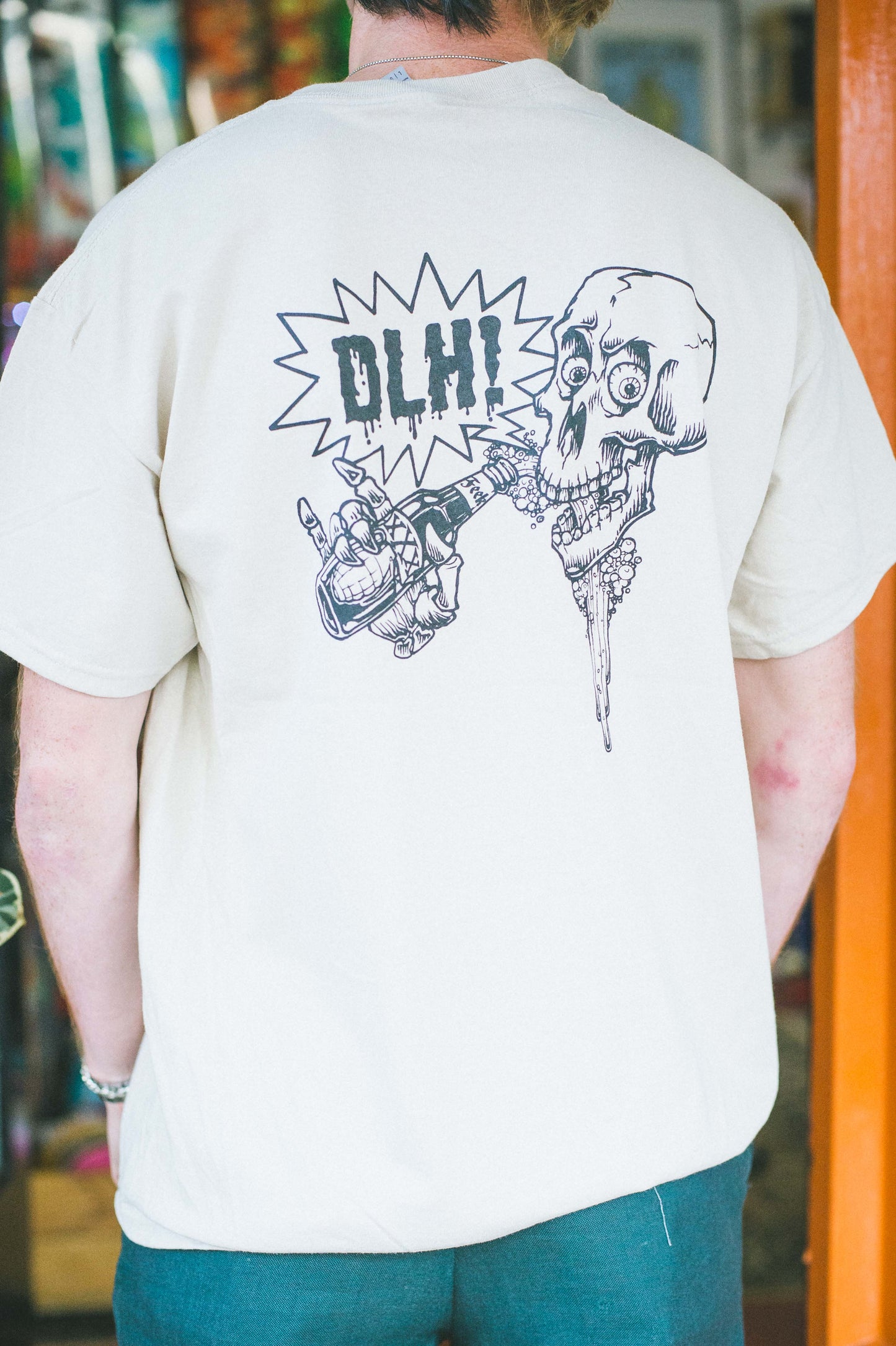 DLH 'Feekster Boozy Skull' Sand T-Shirt